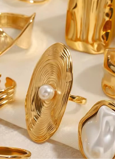 Baroque Textured Stack up Rings (Oval Pearl Ring)