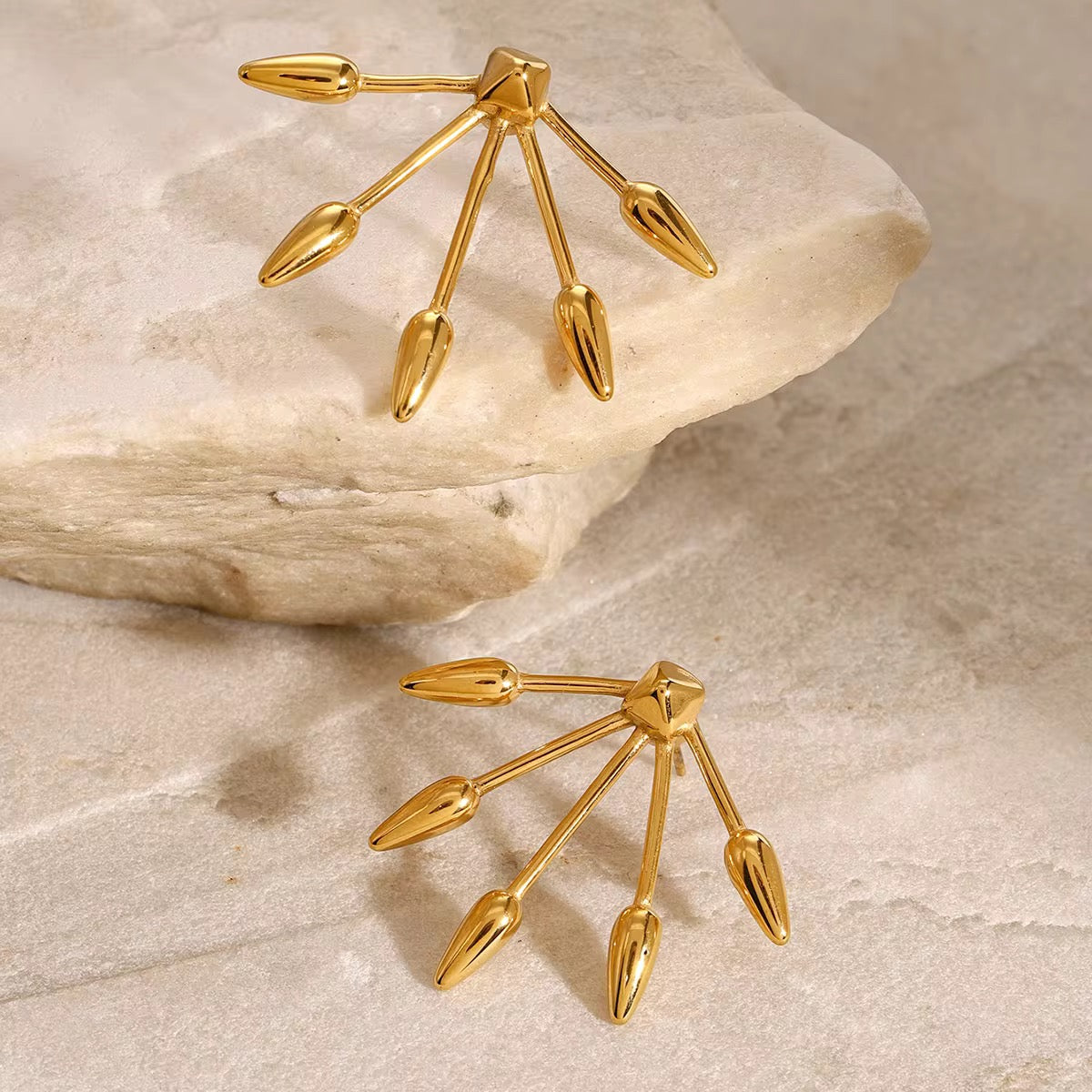 Lustrous Arrow Spike Earrings