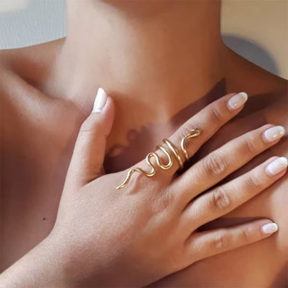 Serpentine Ring