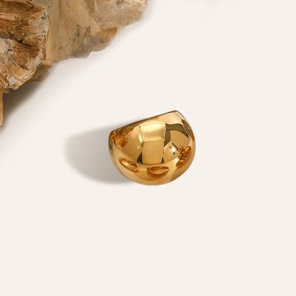 Majestic Aura Rings (Thick Gold Round Ring)